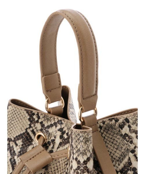 Green Parks(グリーンパークス)の「・Cu-shut キンチャク2wayバッグ(ショルダーバッグ・レディース・パイソン/ブラック/ブラウン・FREE)」の5枚目の写真