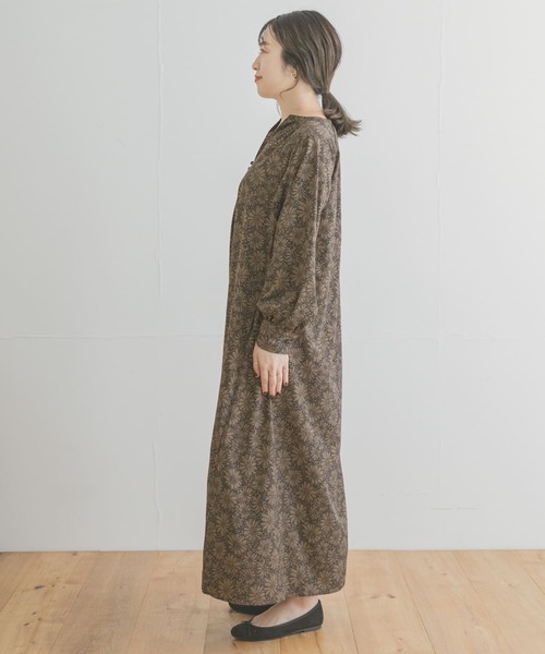ITEMS URBANRESEARCH(アイテムズ アーバンリサーチ)の「花柄ラグランワンピース(ワンピース・レディース・ベージュ系その他/グリーン/グリーン系その他/ブルー系その他/マスタード・FREE/SMALL)」の17枚目の写真