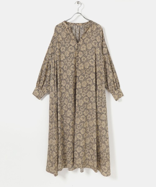 ITEMS URBANRESEARCH(アイテムズ アーバンリサーチ)の「花柄ラグランワンピース(ワンピース・レディース・ベージュ系その他/グリーン/グリーン系その他/ブルー系その他/マスタード・FREE/SMALL)」の22枚目の写真