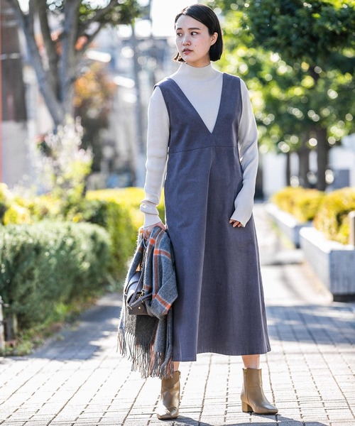 URBAN RESEARCH(アーバンリサーチ)の「『UR TECH』コーデュロイジャンパーワンピース(ワンピース・レディース・チャコールグレー/グレー系その他/ベージュ系その他・FREE)」の3枚目の写真