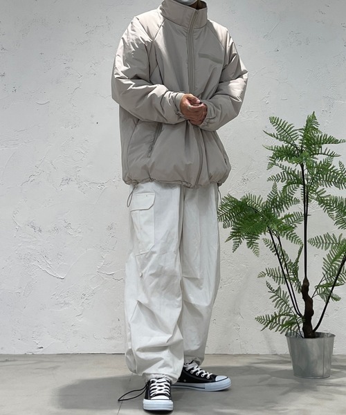 kutir（クティール）の「中綿スタンドネックミリタリーブルゾン（ブルゾン・メンズ・ブラック/カーキ/アイボリー・MEDIUM/LARGE）」の6枚目の写真