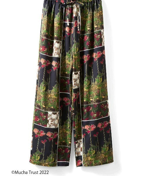 IEDIT（イディット）の「ＩＥＤＩＴ　優美なミュシャの図案をまとう　プリントワイドパンツ（その他パンツ・レディース・ブラック系その他/ベージュ系その他・MEDIUM/LARGE/X-LARGE/XX-LARGE）」の2枚目の写真