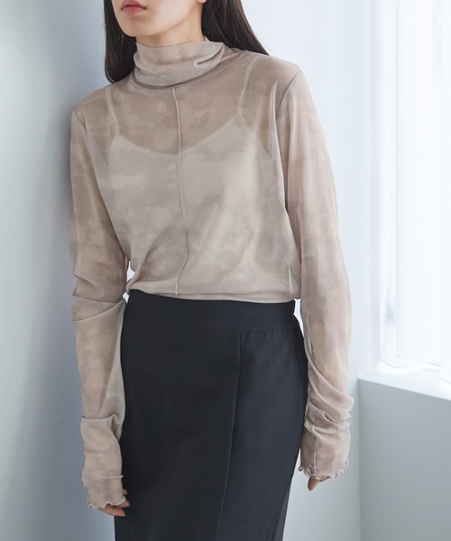 Chaco closet(チャコ クローゼット)の「シアーニュアンスプリントハイネックトップス(Tシャツ/カットソー・レディース・オレンジ/ベージュ/グレー系/グリーン/グレー・FREE)」の11枚目の写真