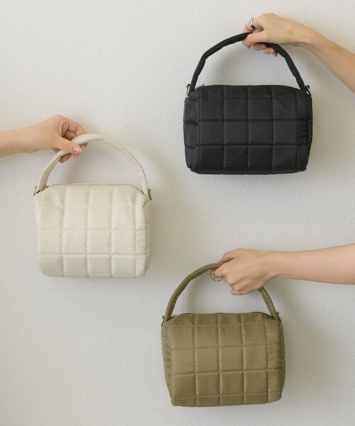 RETRO GIRL(レトロガール)の「キルティング2WAYバッグ(ショルダーバッグ・レディース・ブラック/ナチュラル/グリーン・ONE SIZE)」の5枚目の写真