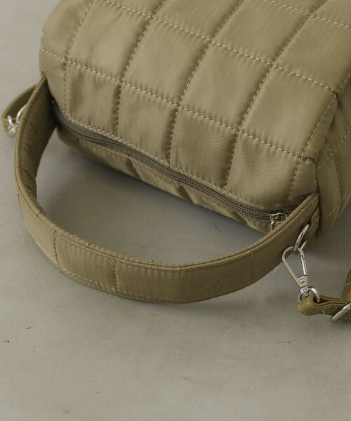 RETRO GIRL(レトロガール)の「キルティング2WAYバッグ(ショルダーバッグ・レディース・ブラック/ナチュラル/グリーン・ONE SIZE)」の11枚目の写真