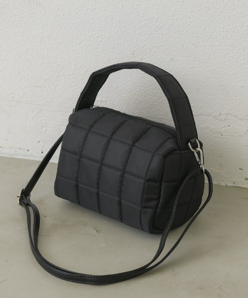 RETRO GIRL(レトロガール)の「キルティング2WAYバッグ(ショルダーバッグ・レディース・ブラック/ナチュラル/グリーン・ONE SIZE)」の3枚目の写真