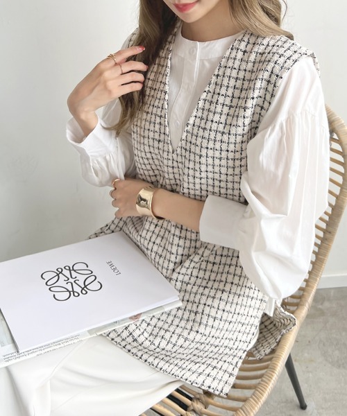 Futier land（フューティアランド）の「Vネックツイードベスト（ベスト・レディース・ホワイト/ブラック/ネイビー・FREE）」の2枚目の写真