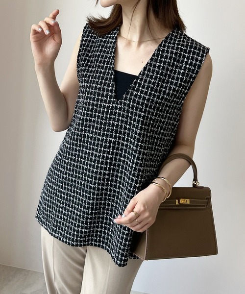 Futier land（フューティアランド）の「Vネックツイードベスト（ベスト・レディース・ホワイト/ブラック/ネイビー・FREE）」の4枚目の写真