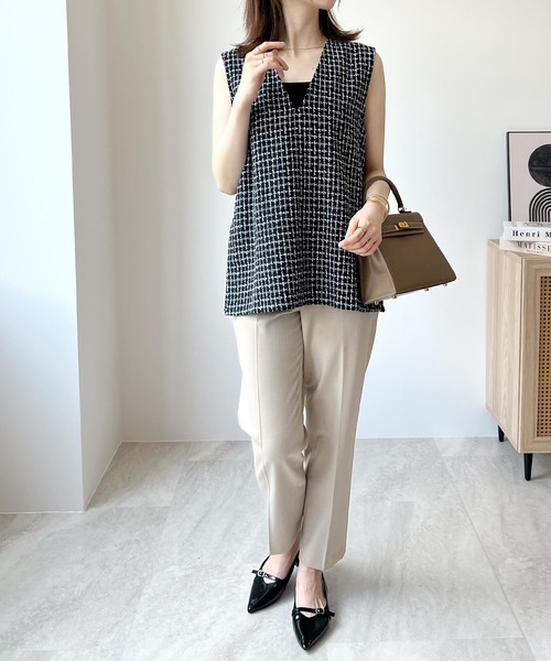 Futier land（フューティアランド）の「Vネックツイードベスト（ベスト・レディース・ホワイト/ブラック/ネイビー・FREE）」の8枚目の写真