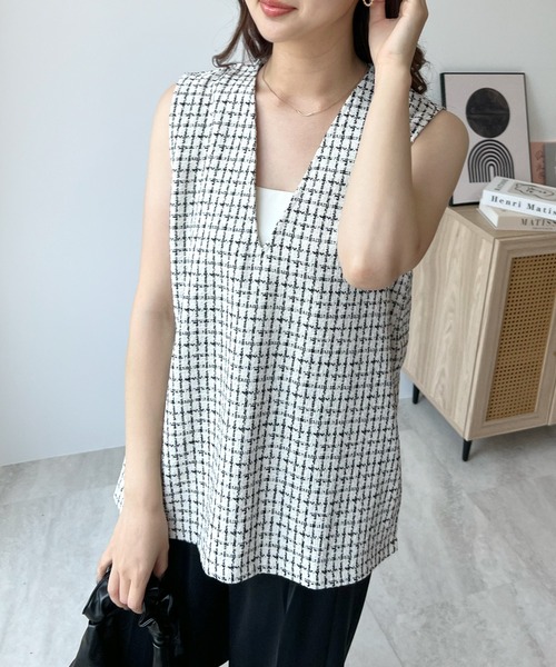 Futier land（フューティアランド）の「Vネックツイードベスト（ベスト・レディース・ホワイト/ブラック/ネイビー・FREE）」の12枚目の写真