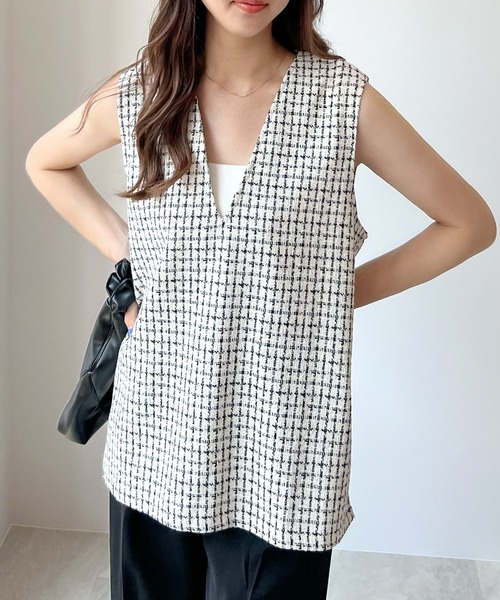 Futier land（フューティアランド）の「Vネックツイードベスト（ベスト・レディース・ホワイト/ブラック/ネイビー・FREE）」の13枚目の写真