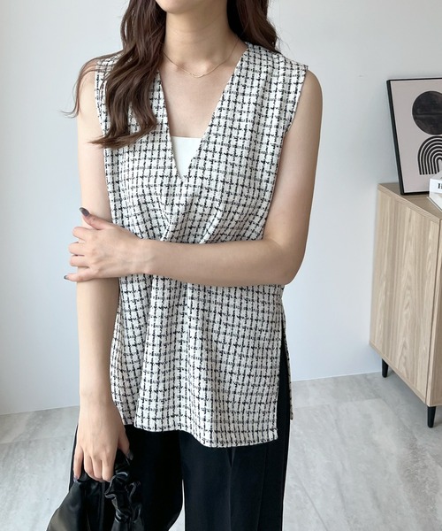 Futier land（フューティアランド）の「Vネックツイードベスト（ベスト・レディース・ホワイト/ブラック/ネイビー・FREE）」の15枚目の写真