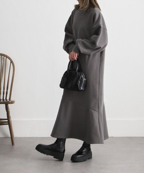 Chillfar（チルファー）の「スウェットロングワンピース（ワンピース・レディース・オートミール/ブラウン/ホワイト/ブラック/チャコール/ネイビー/杢グレー・LARGE/MEDIUM）」の12枚目の写真