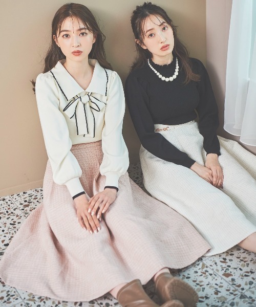 WILLSELECTION（ウィルセレクション）の「配色ビック衿ニット（ニット/セーター・レディース・ブラック/オフホワイト/ラベンダー・MEDIUM）」の20枚目の写真