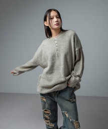 【UNISEX】オーバーフィットソフトボタンニット