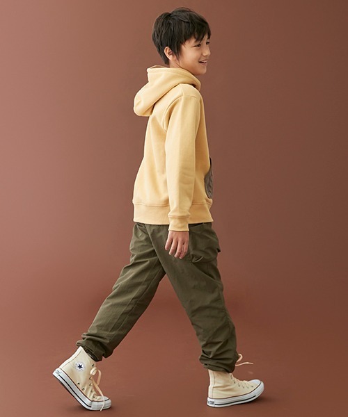 petit main(プティマイン)の「ナイロンパンツ(その他パンツ・キッズ・レッド/ブラック/ライトカーキ・130cm/90cm/110cm/100cm/80cm/140cm/120cm/150cm)」の19枚目の写真