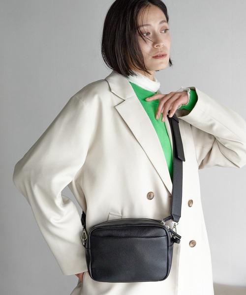 AABBCC様 LOWRYS FARM（ローリーズファーム）の「ヤワラカルイショルダー