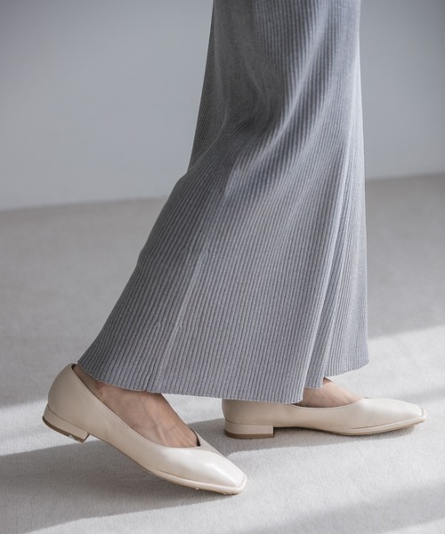 A part by（アパートバイ）の「スクエアフラットパンプス（パンプス・レディース・ライトイエロー/アイボリー/ブラック・LARGE/MEDIUM）」の14枚目の写真