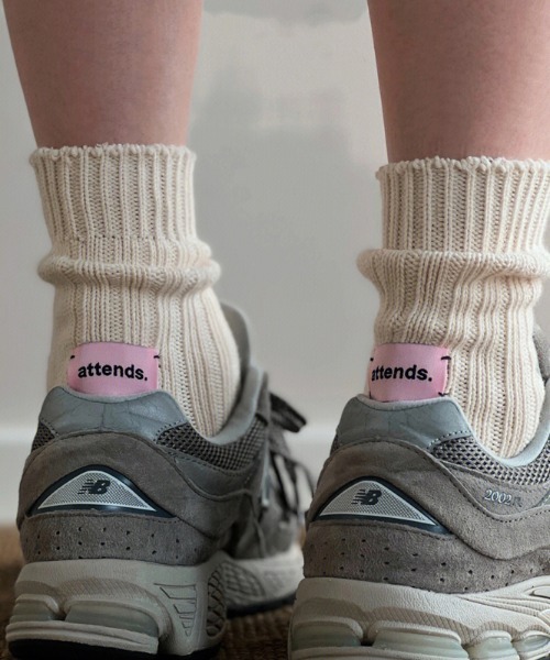 Vipoa(ヴィポア)の「バックデザイン厚手リブソックス(ソックス/靴下・レディース・グリーン/ピンク/ライトブルー/アイボリー/ブラック/グレー・FREE)」の9枚目の写真