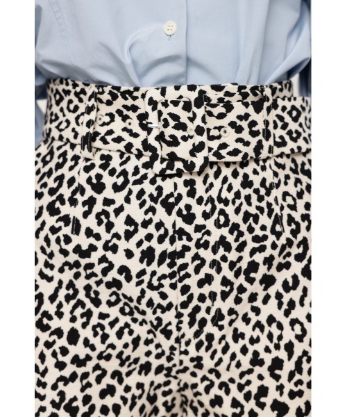 SLY(スライ)の「HW STRETCHY S/PT ハイウエスト ストレッチ ショートパンツ ハーフパンツ レオパード ベルト付き(スラックス・レディース・ブラック/マルチ・1/0/2)」の13枚目の写真