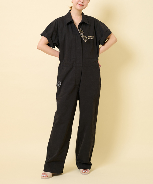 U by SPICK&SPAN（ユーバイスピックアンドスパン）の「【WILHELM NEUBER】別注ハーフスリーブ ボイラースーツ（つなぎ/オールインワン・レディース・ブラック/アイボリー/ピンク・SMALL/MEDIUM）」の3枚目の写真