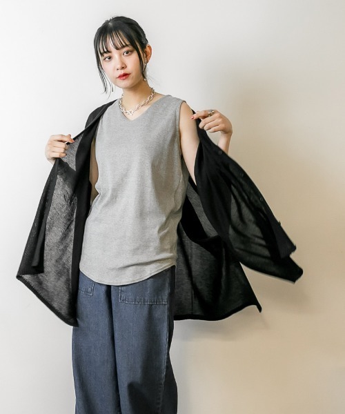 atONE（アットワン）の「atONE 大人のVネックタンクトップ（タンクトップ・レディース・グレイッシュベージュ/杢グレー/オフホワイト/ブラック・F）」の19枚目の写真
