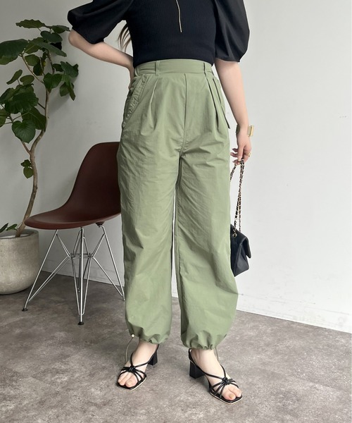 prose verse（プロズヴェール）の「裾ドロストパラシュートパンツ（カーゴパンツ・レディース・カーキ/チャコール・ﾌﾘ-）」の18枚目の写真