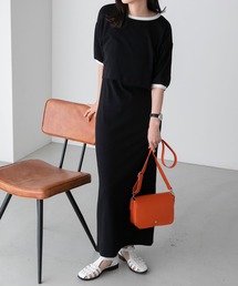 BONLECILL（ボンルシール）の「【2点セット】マルチウェイ配色アンサンブル／パフスリーブクロップドプルオーバー＆キャミソールワンピース（ワンピース・レディース）」