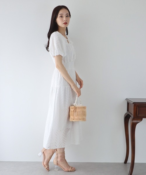 BLUEEAST（ブルーイースト）の「デコルテ開きレースワンピース（ワンピース・レディース・ブラック/オレンジ/ホワイト・MEDIUM）」の14枚目の写真