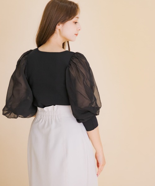 HEYUMM（ヘユム）の「シアーボリュームスリーブセーター(5分袖)（ニット/セーター・レディース・ブラック/アイボリー/ライトピンク/ベージュ・ONE）」の17枚目の写真