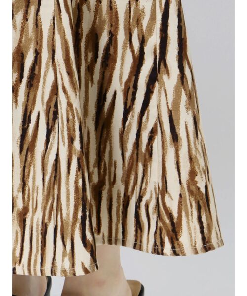 MURUA（ムルーア）の「バックスリットハイウエストマーメイドスカート（スカート・レディース・ベージュ/その他1/ブラック・1/2/0）」の21枚目の写真