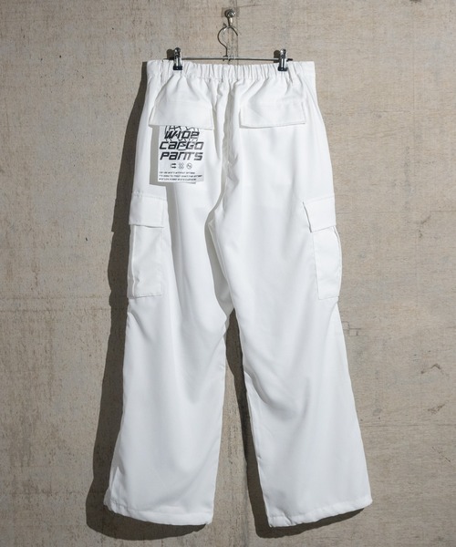 【+ CLOTHET クロスクローゼット】ホワイト カーゴショートパンツ 再販決定！大人ショートパンツ】スムーステリーカーゴショートパンツ