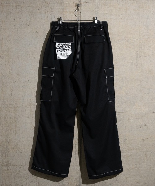 JOHN'S CLOSET(ジョンズクローゼット)の「【13】ナチュラルストレッチ ステッチング ワイドカーゴパンツ(カーゴパンツ・メンズ・オリーブ/ブラック/オフホワイト・MEDIUM/LARGE)」の6枚目の写真