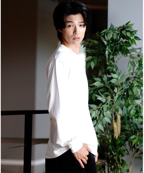THE NORTH FACE（ザノースフェイス）の「THE NORTH FACE/ザ・ノース・フェイス L/S SQUARE LOGO TEE 長袖Tシャツ/ロンT ワンポイント UVケア NT82334（Tシャツ/カットソー・メンズ・ホワイト/ブラック/グレイッシュブルー/ミックスグレー/ベージュ/ブルー・L/XL/S/M/XXL）」の13枚目の写真