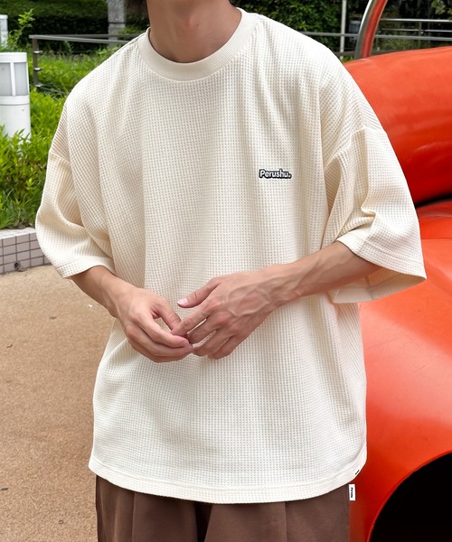 Perushu(ペルーシュ)の「ワンポイントワッフルTシャツ(Tシャツ/カットソー・メンズ・ライトピンク/ナチュラル/グレー・MEDIUM/LARGE)」の2枚目の写真