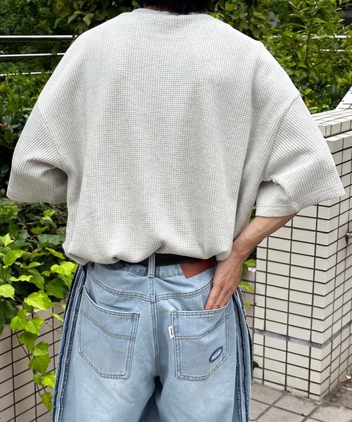 Perushu(ペルーシュ)の「ワンポイントワッフルTシャツ(Tシャツ/カットソー・メンズ・ライトピンク/ナチュラル/グレー・MEDIUM/LARGE)」の21枚目の写真