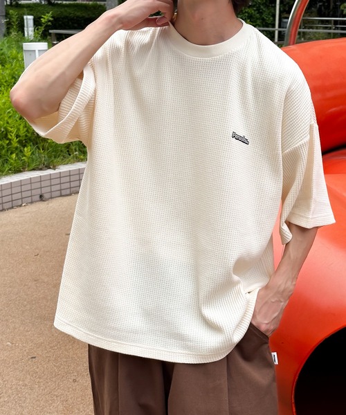 Perushu(ペルーシュ)の「ワンポイントワッフルTシャツ(Tシャツ/カットソー・メンズ・ライトピンク/ナチュラル/グレー・MEDIUM/LARGE)」の6枚目の写真