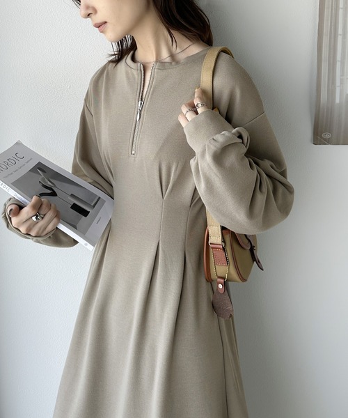 classicalelf(クラシカルエルフ)の「柔らかシルエット。前後2wayハーフジップワンピース(ワンピース・レディース・ベージュ/ブラック・LARGE/MEDIUM/SMALL/X-LARGE)」の5枚目の写真