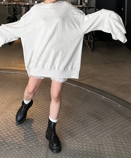 Alley by w closet（アリーバイダブルクローゼット）の「【Alley】クルーネックギャザースウェット（スウェット・レディース・オートミール/グレー・FREE）」の3枚目の写真