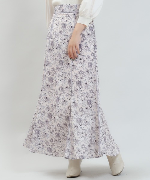 ASTORIA ODIER（アストリアオディール）の「パイピング花柄ロングスカート（スカート・レディース・ピンクベージュ/ブラック・MEDIUM/SMALL）」の8枚目の写真