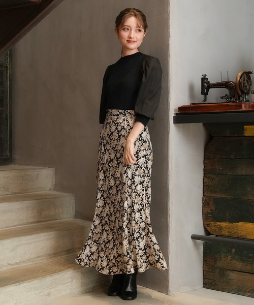 ASTORIA ODIER（アストリアオディール）の「パイピング花柄ロングスカート（スカート・レディース・ピンクベージュ/ブラック・MEDIUM/SMALL）」の13枚目の写真