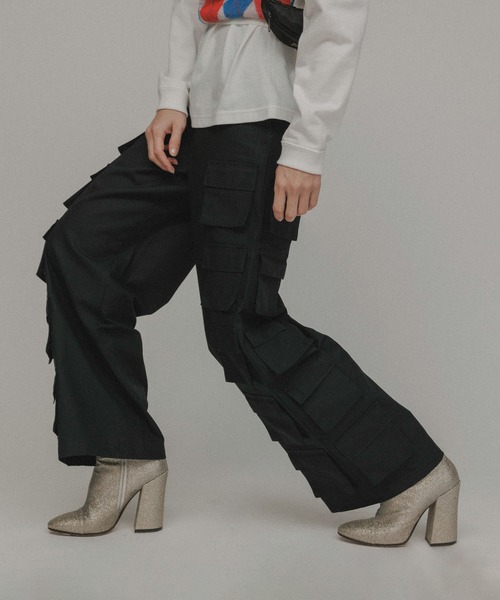 M TO R（ムウトアール）の「［PANTS］SUPER POCKET BUGGY PANTS UNISEX（その他パンツ・レディース・ブラック/ベージュ・40/38/36）」の8枚目の写真
