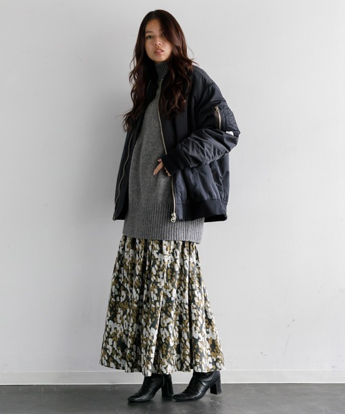 AMERICAN RAG CIE（アメリカンラグシー）の「MA-1ミドルブルゾン（MA-1・レディース・カーキ/ブラック・FREE）」の17枚目の写真