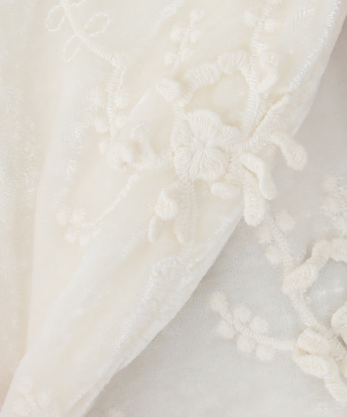 SLOBE IENA（スローブイエナ）の「【crinkle crinkle crinkle】 VELVET 3D EMBROIDERY パンツ（その他パンツ・レディース・ホワイト/ブラック・FREE）」の18枚目の写真