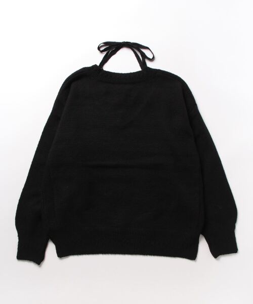 ANAP(アナップ)の「ブークレVネックニット×ホルターネックキャミソールセット(ニット/セーター・レディース・グレー/ベージュ/ブラック・FREE)」の4枚目の写真