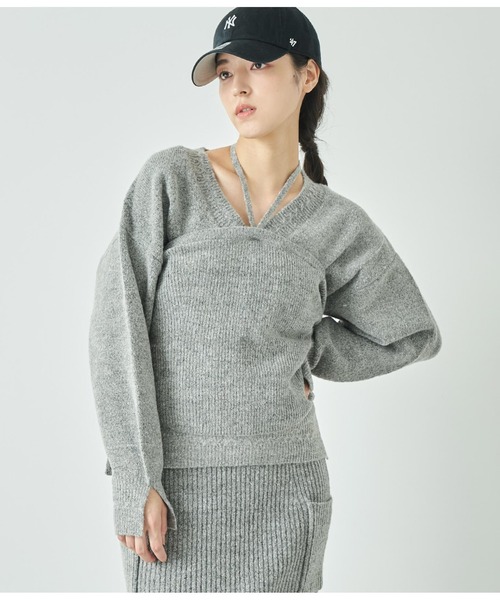 ANAP(アナップ)の「ブークレVネックニット×ホルターネックキャミソールセット(ニット/セーター・レディース・グレー/ベージュ/ブラック・FREE)」の18枚目の写真