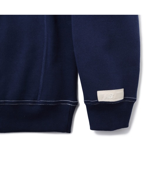 NEW BALANCE(ニューバランス)の「1000 スウェットクルーレギュラーフィット(スウェット・メンズ・ネイビー・MEDIUM/SMALL/LARGE/X-LARGE)」の6枚目の写真