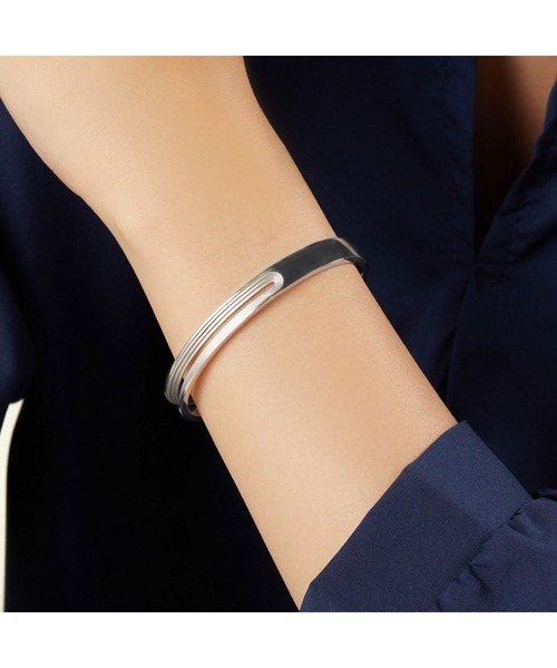 シルバー Arch バングル（ブレスレット）｜Kengo Kuma + MA,YU （ケンゴ クマ プラス マユ ）