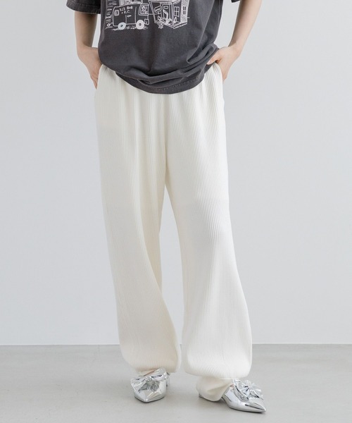 yuw（ユウ）の「イージーリブニットパンツ 991349（スウェットパンツ・レディース・ホワイト/ブラック・FREE）」の12枚目の写真
