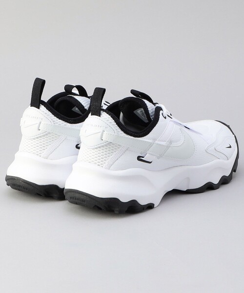 NIKE(ナイキ)の「NIKE/ナイキ TC 7900(スニーカー・レディース・その他9/ナチュラル/ホワイト/ブラック・24.5cm/23.5cm/24.0cm)」の5枚目の写真